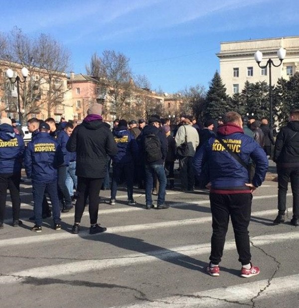 На херсоне сегодняшний день новости. Обладминистрация в Херсоне сейчас. Ситуация в Херсоне. Нацкорпус Харьков. Ситуация в Запорожье и Херсоне.