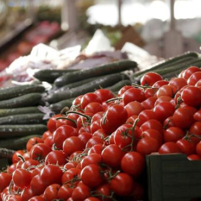 В Україні подорожчали імпортні томати: що призвело до зростання цін