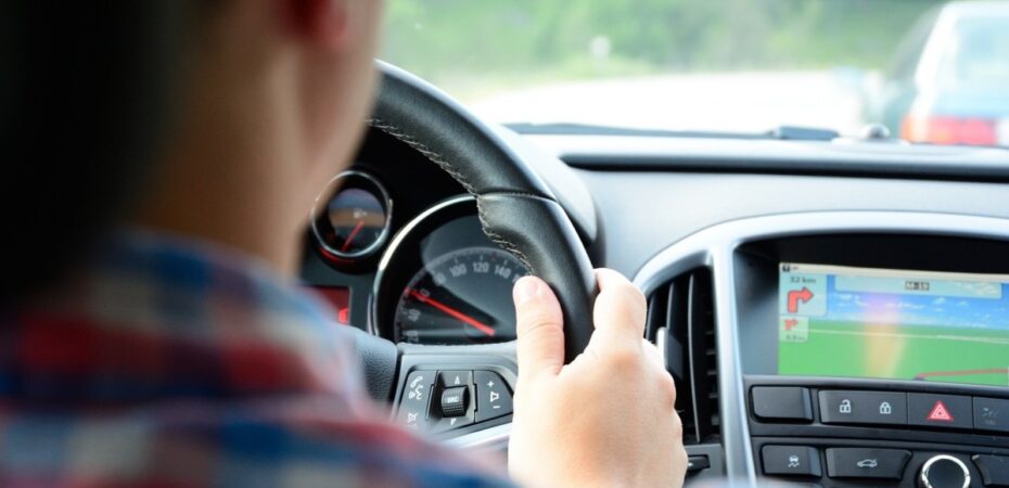Автошкола онлайн: преимущества уроков вождения для новичков