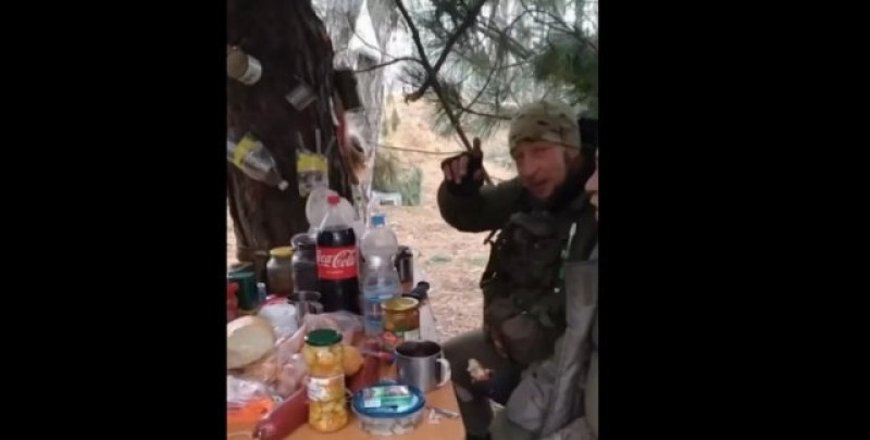 «Із 86 осіб залишилося 7»: окупанти-«оптимісти» записали радісне відео з Херсонщини