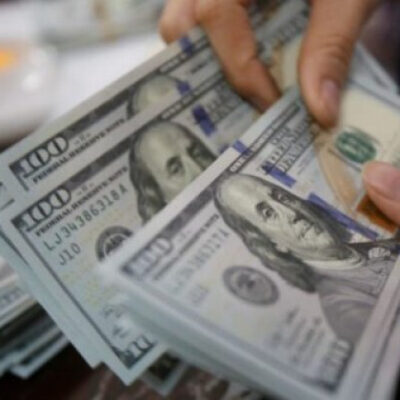 Курс долара перевищить 50 гривень: коли очікувати заявленої вартості валюти