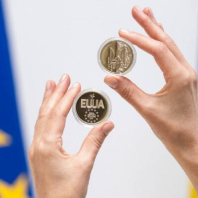 НБУ випустив нову монету номіналом 5 гривен: у чому її особливості