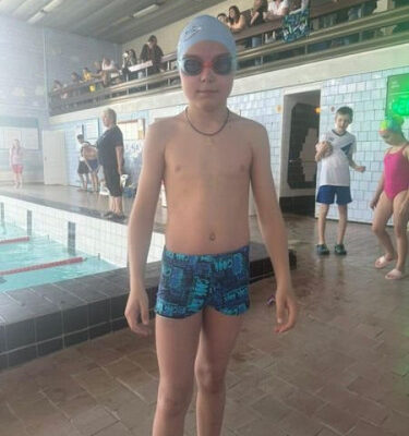Юний херсонець здобув дві нагороди на регіональних змаганнях з плавання