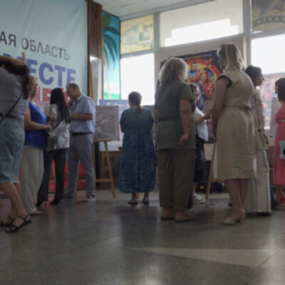 Окупанти влаштували у Генічеську виставку на честь дня «імперського» Херсона — Центр нацспротиву