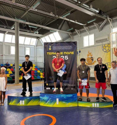 Херсонські спортсмени — серед призерів турніру з вільної боротьби
