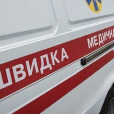 Ночью в Херсоне две машины скорой помощи наехали на мины «Лепесток»